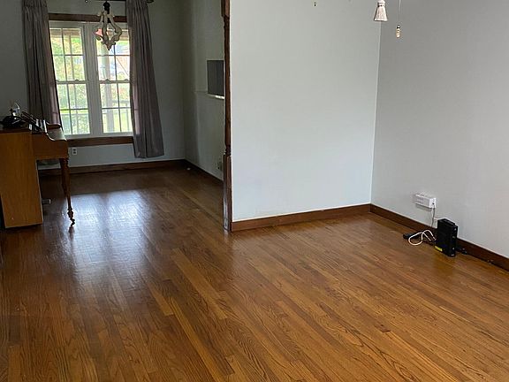 2nd image of 10521 Desdemona Dr