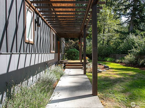 3rd image of 1775 Old Samish Road