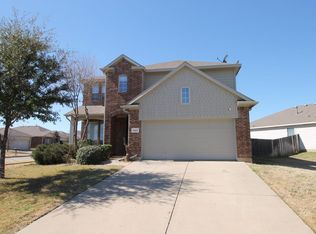 7462 Sunray Dr, Fort Worth, TX 76120