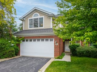 964 W Irving Park Rd #1, Bensenville, IL 60106