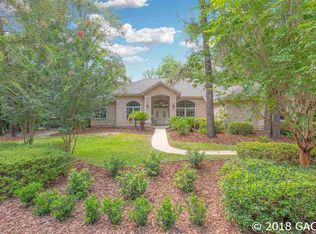 3944 SW 95th Dr, Gainesville, FL 32608