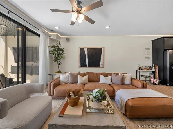 1055 Topsider Ln #109, Osage Beach, MO 65065