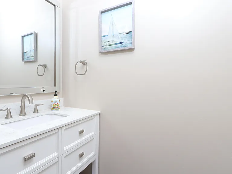 400 Seaside Ln — Photo 37