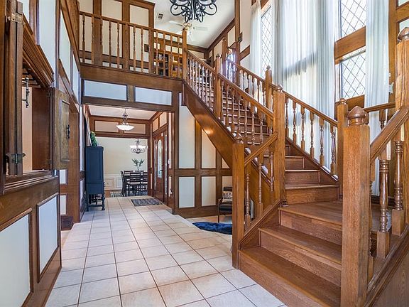 4th image of 3820 Manchester Cir