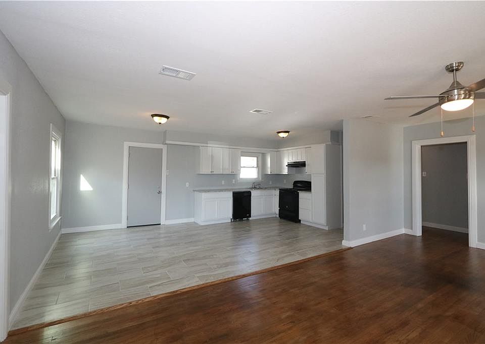 1st image of 1433 W Walnut St