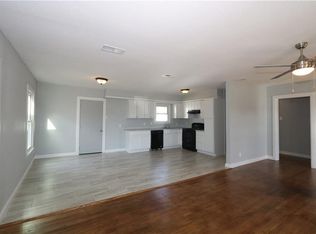 1433 W Walnut St, Garland, TX 75042