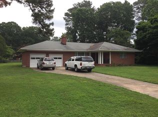 210 Woodroof Rd, Newport News, VA 23606