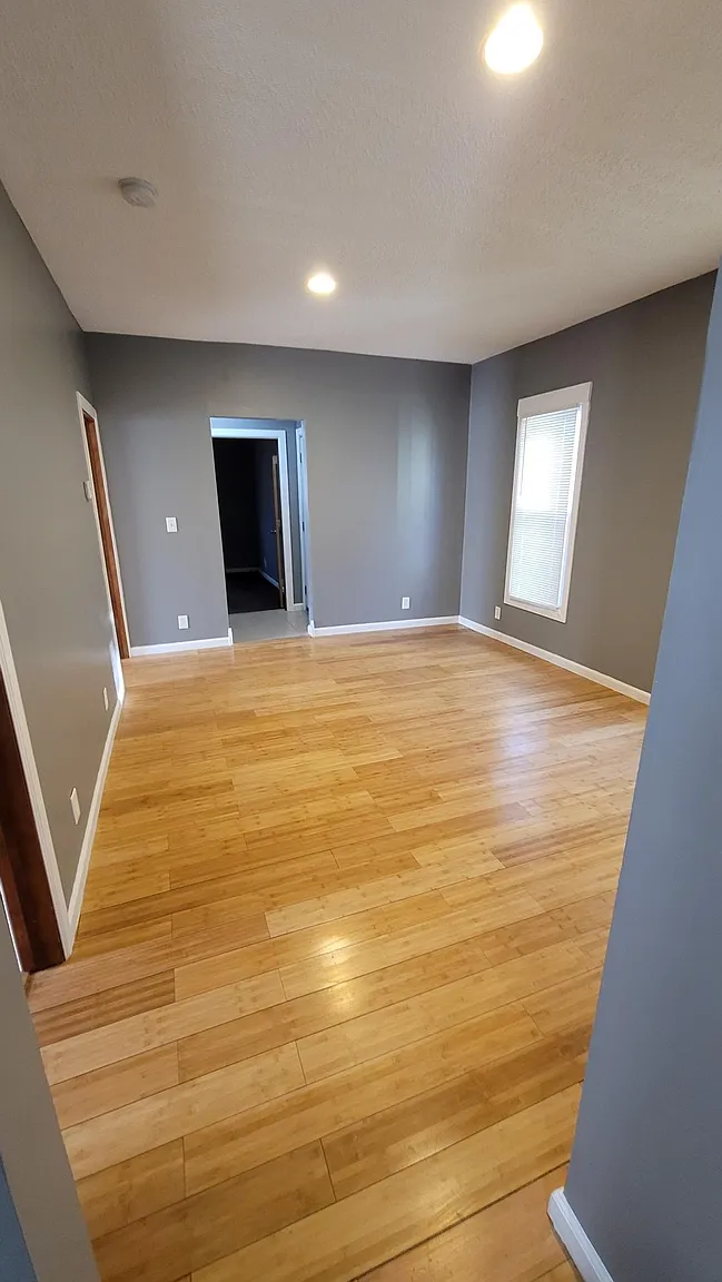 2307 Meyer Ave photo 1