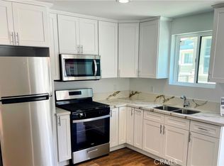 1807 1/2 S Gramercy Pl, Los Angeles, CA 90019