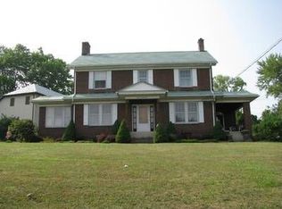 172 Montgomery St, Montgomery, PA 17752