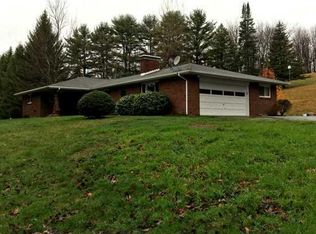 351 Elliotsville Rd, Farmington, PA 15437