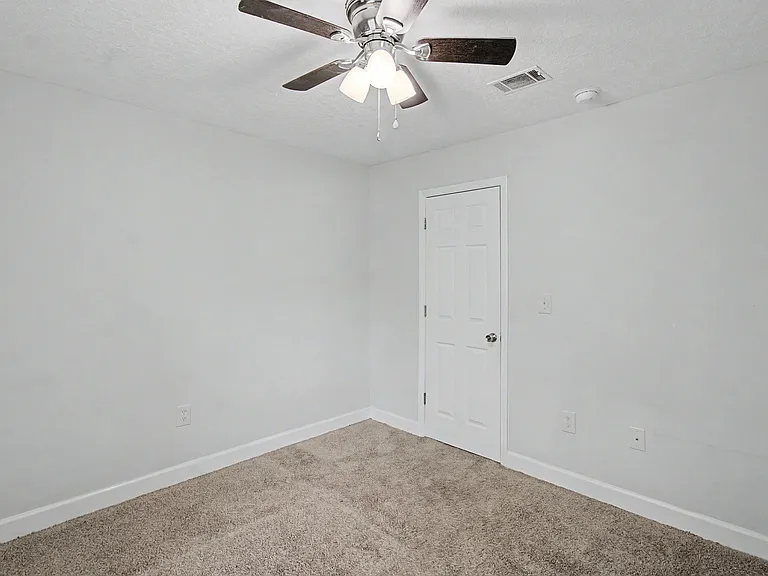 10179 Highway 196 W — Photo 14