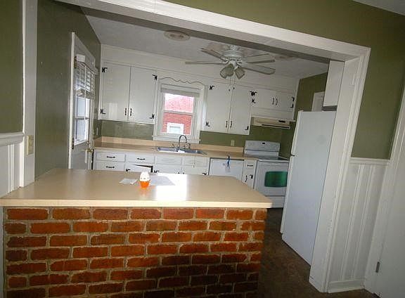 5th image of 1012 Carolina Ave
