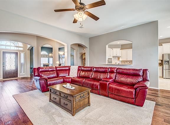 4th image of 1431 Brewer Ln