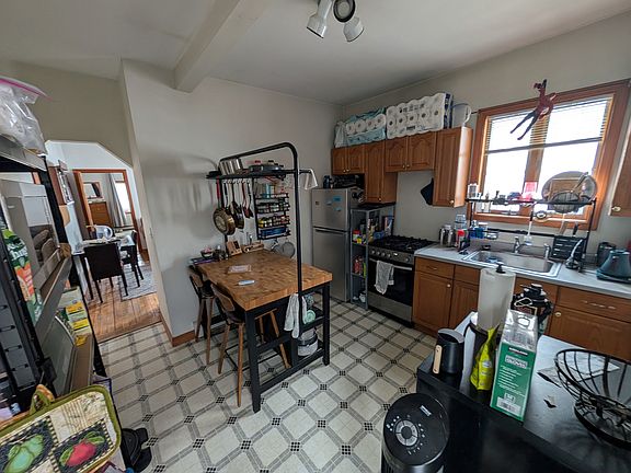 3rd image of 322 Boston Ave APT 2A