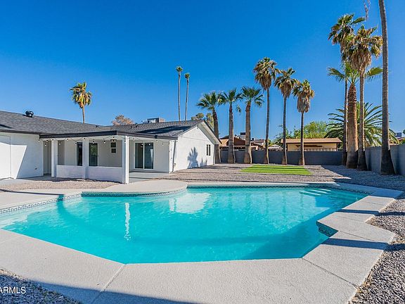 4th image of 14426 N 36TH Avenue