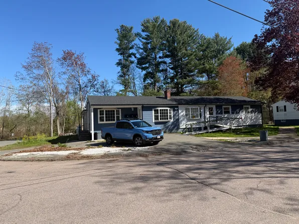 31 Cochato Park APT 2, Randolph, MA 02368