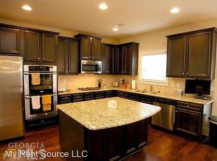 76 Canyon View Dr, Newnan, GA 30265
