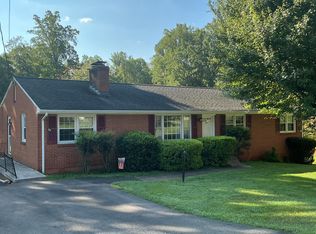 40 Wellington Dr, Lynchburg, VA 24502
