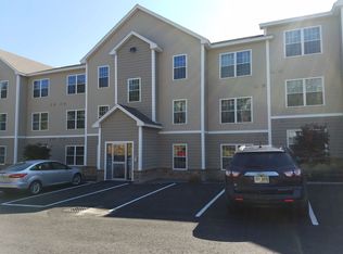 1000 Mead Hill Rd #1306, Newmarket, NH 03857