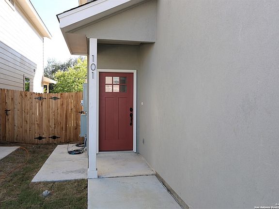2nd image of 10310 Lynwood Village