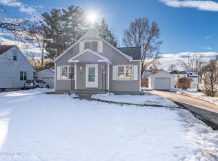 2015 Ferguson St, Schenectady, NY 12303