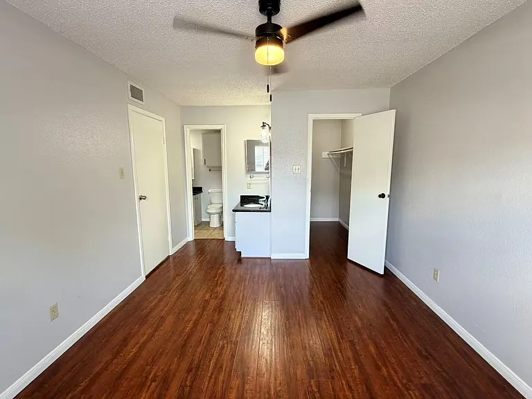 2750 Holly Hall St — Photo 7