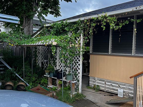 2nd image of 512 Auwai St #A