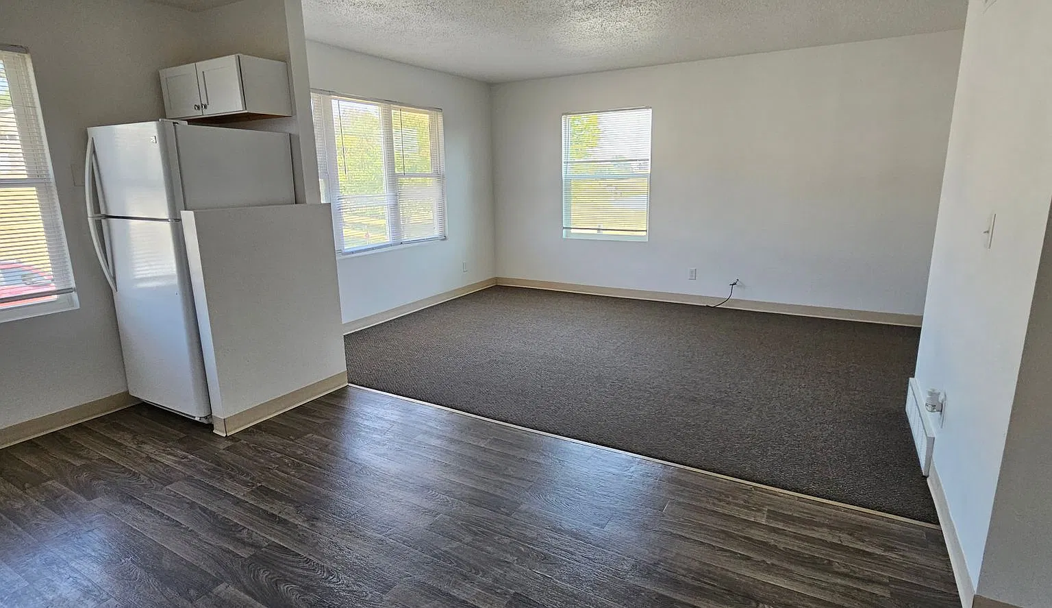409 Melody Lane — Photo 1