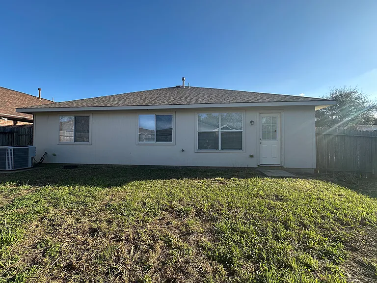 10450 Falling Rapids Ct — Photo 23