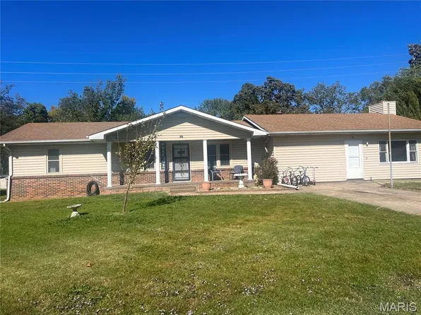 908 Daisy Dr, Dexter, MO 63841