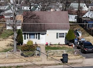 138 Denver Dr, Manassas Park, VA 20111