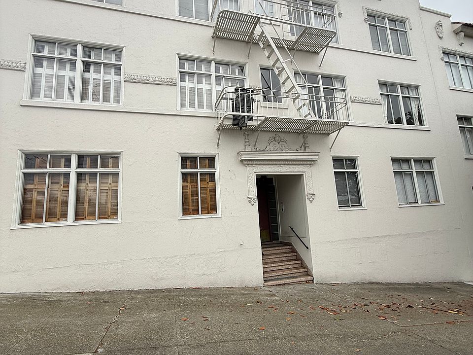 1st image of 3101 Divisadero St APT 1