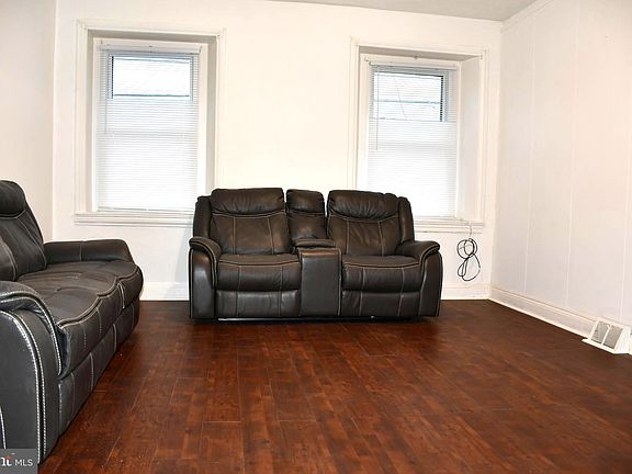 3rd image of 1202 Adams Ave Floor 2