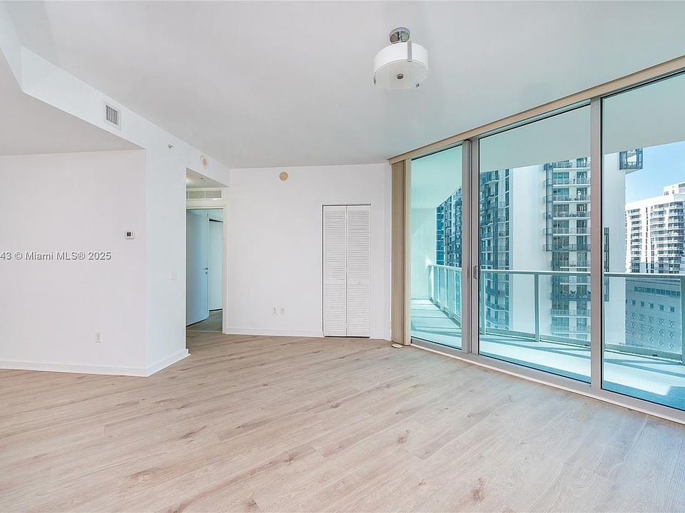 1st image of 300 Biscayne Blvd #18