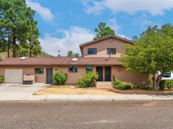 3020 Arizona Ave, Los Alamos, NM 87544