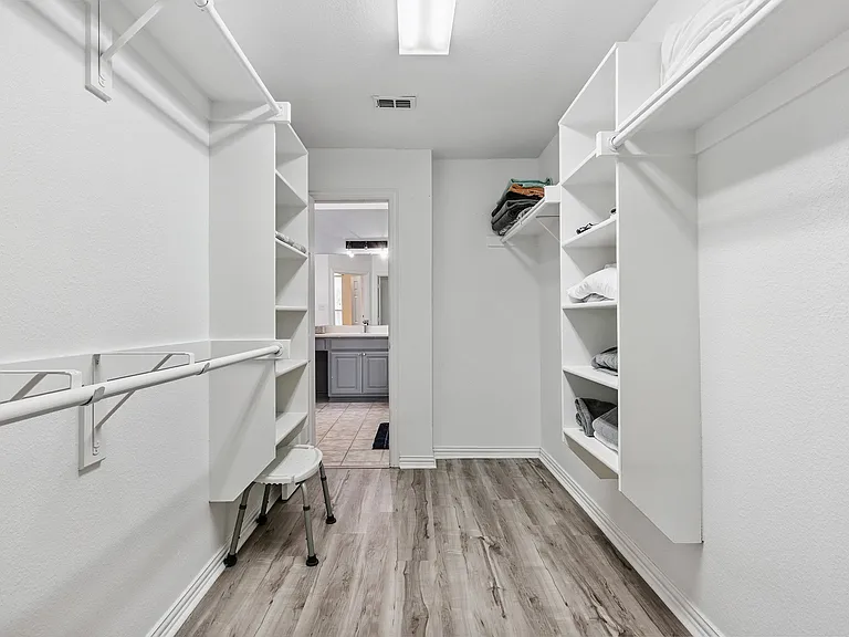 3028 Riverwood Ln — Photo 49