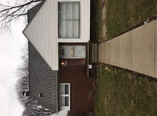 19908 Lahser Rd, Detroit, MI 48219