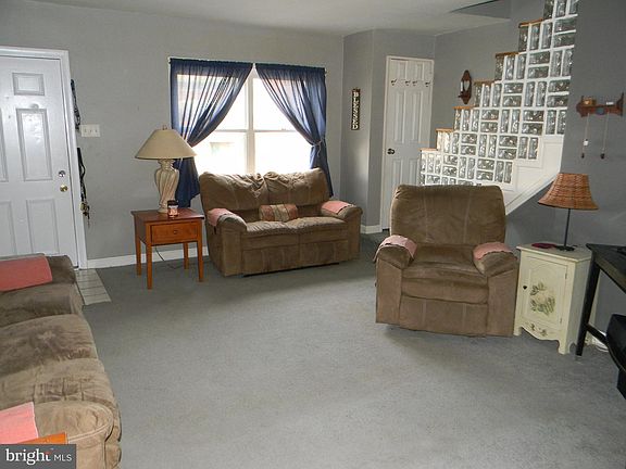 4th image of 1022 Agnew Dr