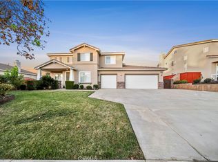 19212 Dandelion Ct, Riverside, CA 92508