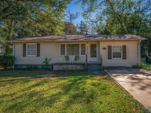 108 E Pirate Ave, Longview, TX 75604