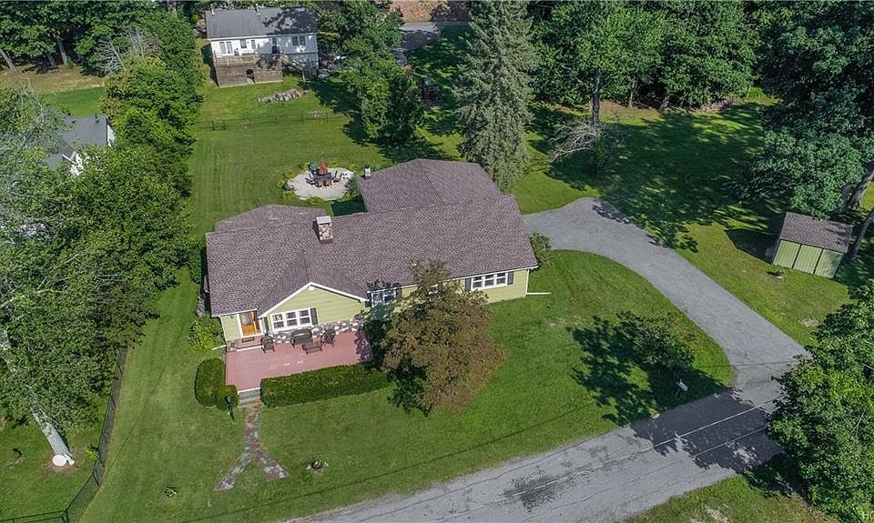 1st image of 3 Grove Ave