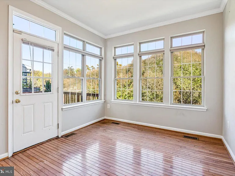 2442 Rippling Brook Rd — Photo 13