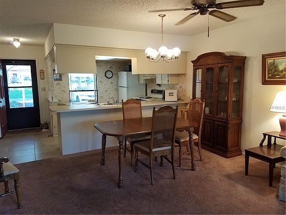 3rd image of 7631 Greystone Dr