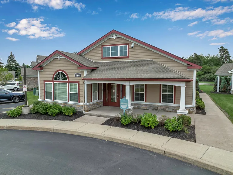 The Glen At Sheridan Meadows — Photo 9