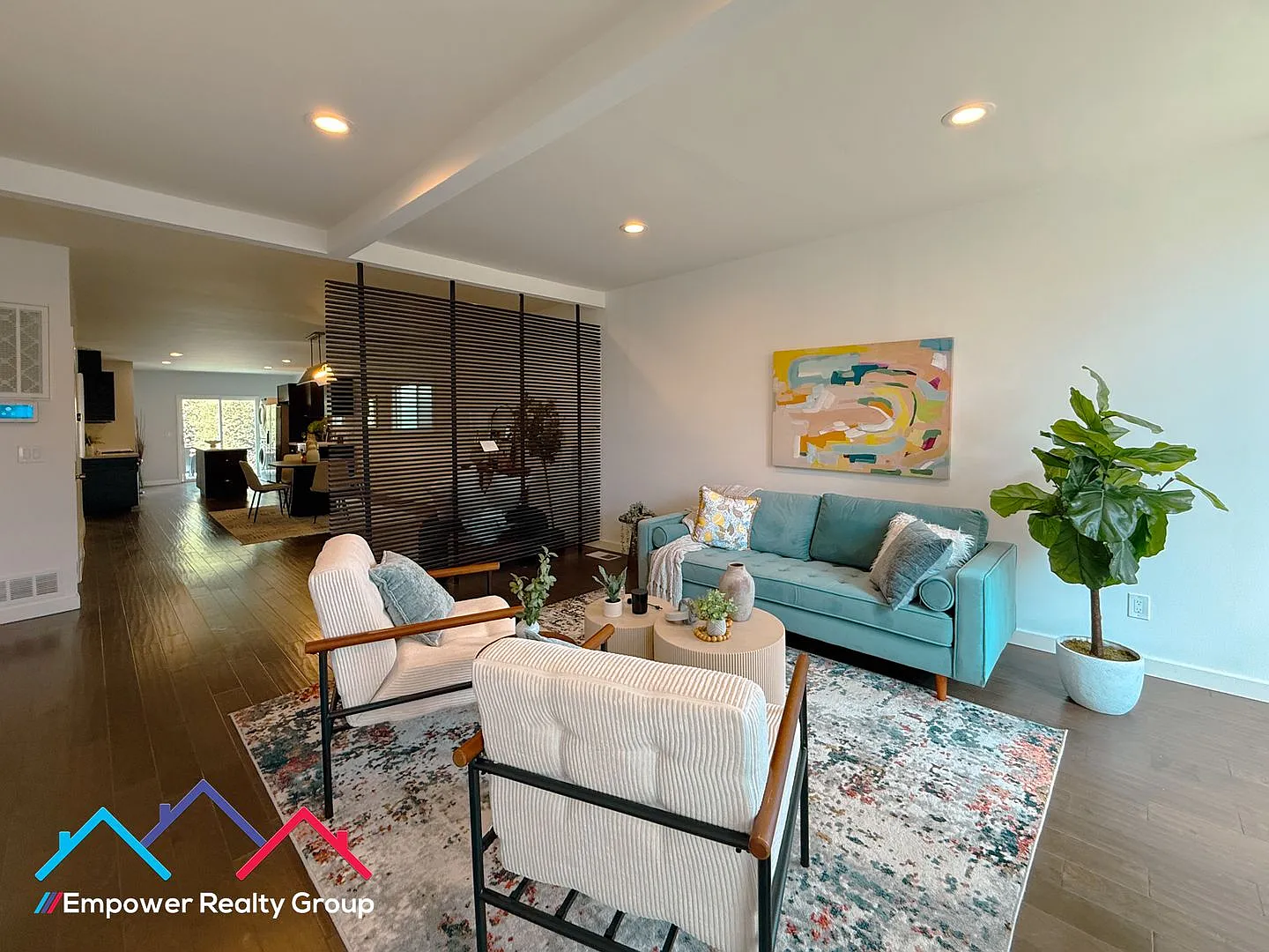 4 bed 3 bath Single-family Victorian Home in West Oakland — Photo 4