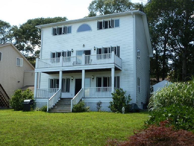 1st image of 14 Lorelei Dr