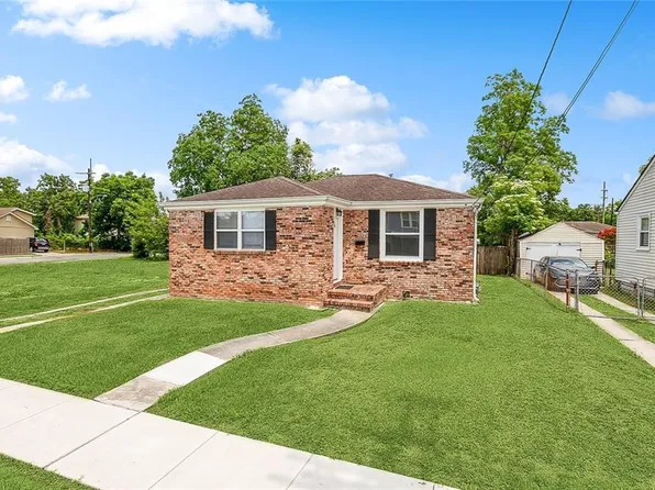 5427 Baccich St, New Orleans, LA 70122