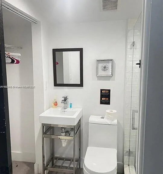 15 NW 52nd St — Photo 9