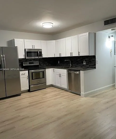 251 SW 132nd Way #204H — Photo 4